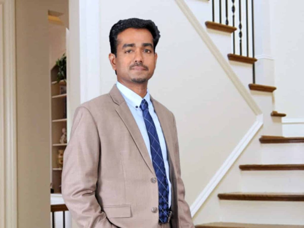 Portrait Image of Dato' Sri M Andy