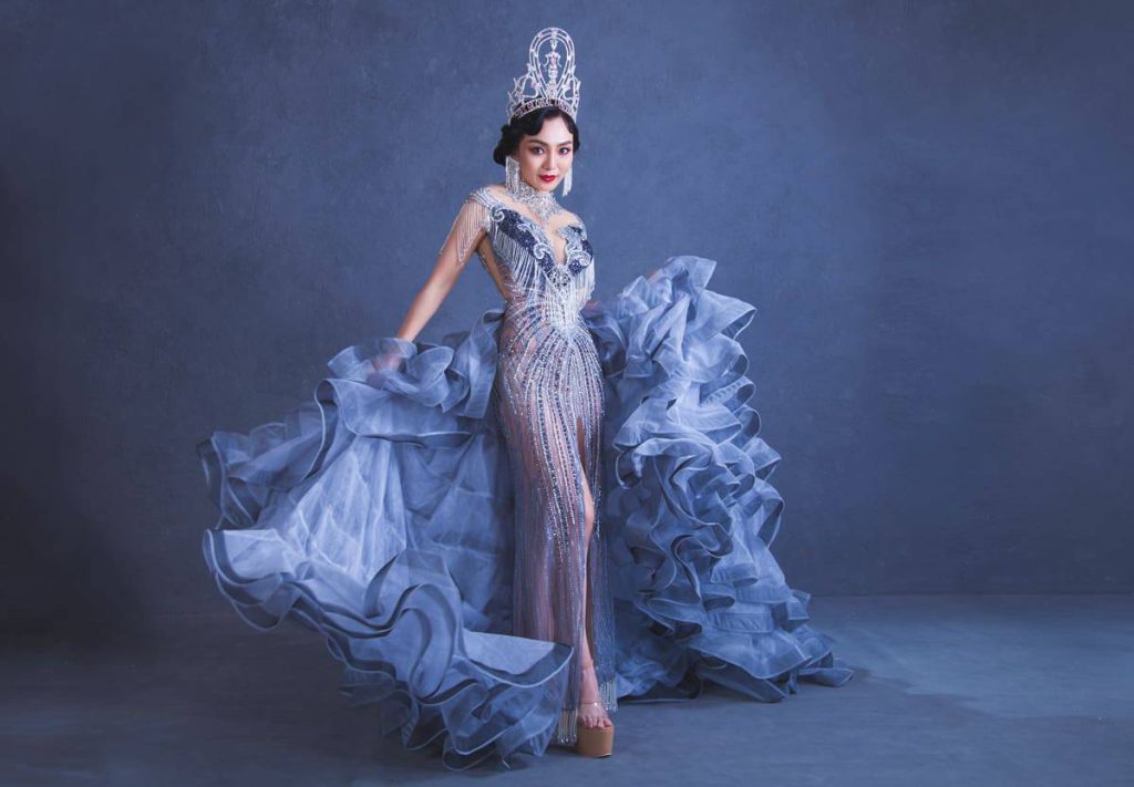 Portrait Image of Dr. Shana Yong