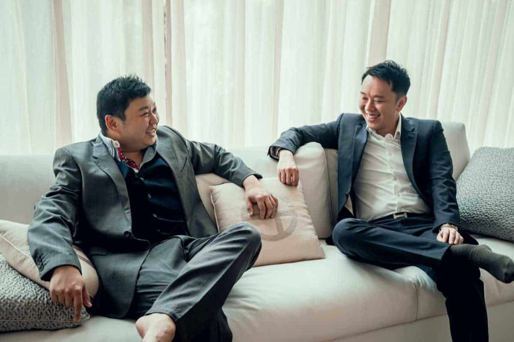 Image of Lim Keat Kuang with his partner