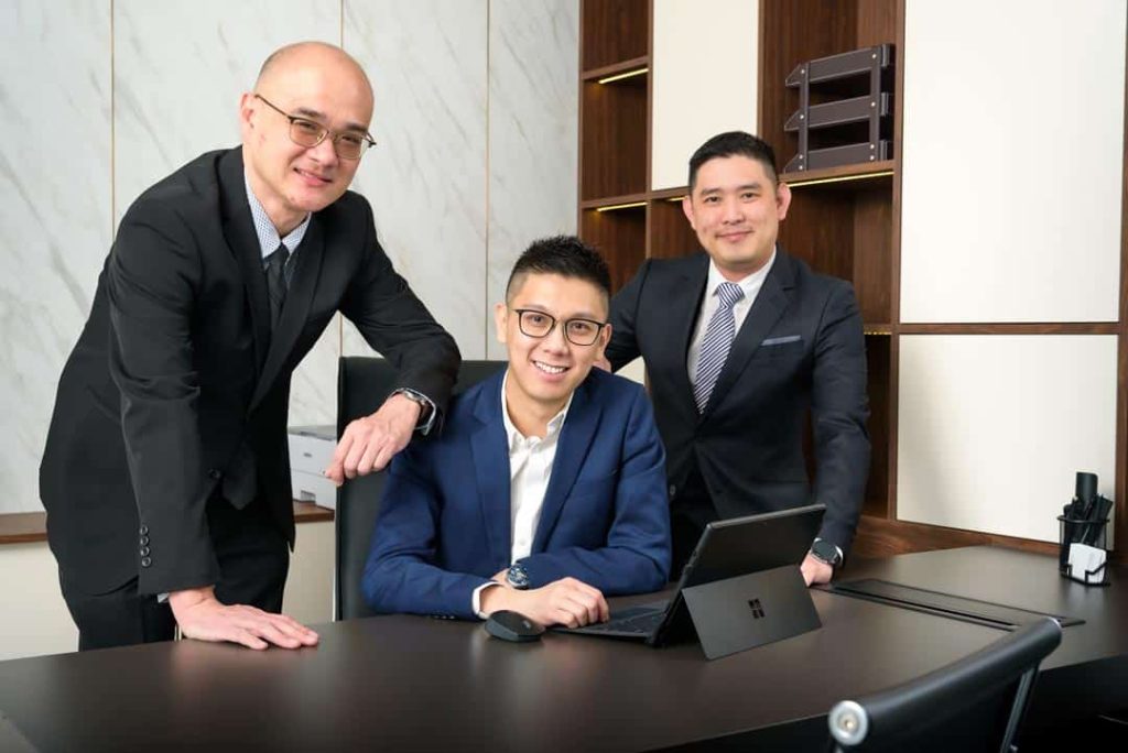 Brikmen's Group Photo