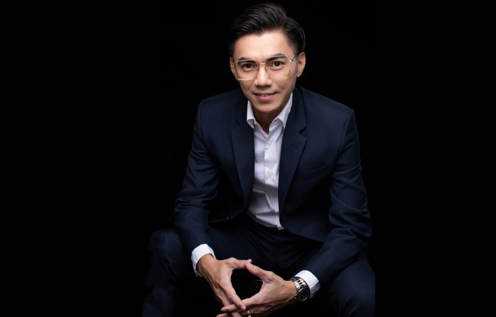 Feature Image of Dr. Alex Fong