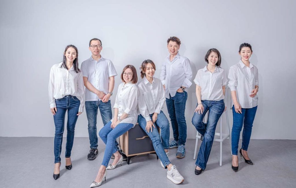 Eastern Smart Furniture's Group Photo