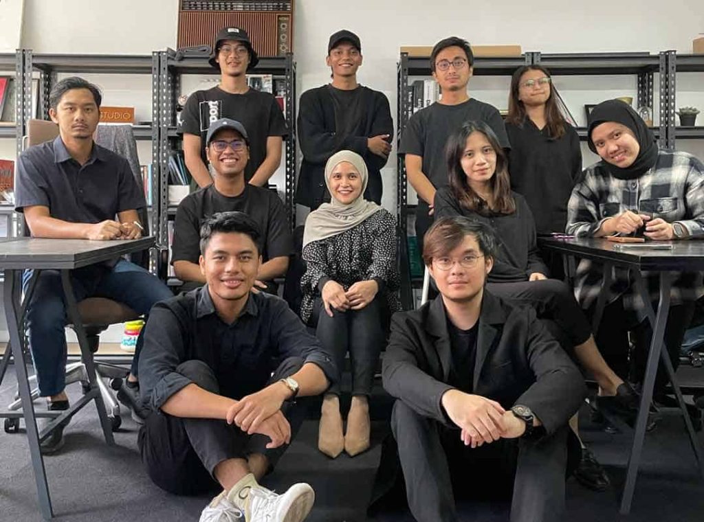 KortStudio's Group Photo