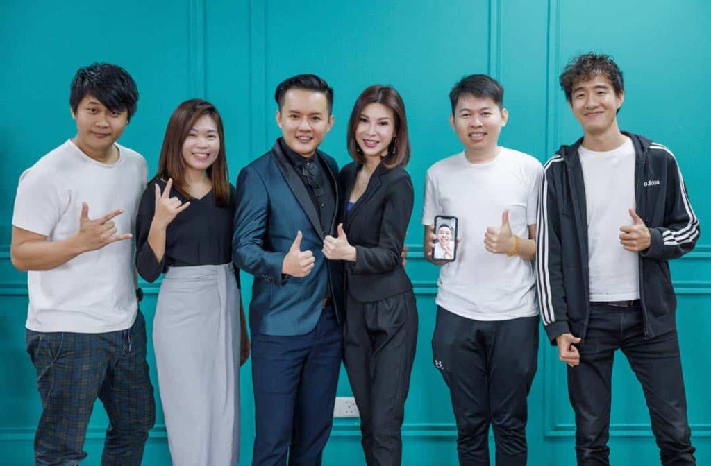 Vanilla Crepe's Group Photo