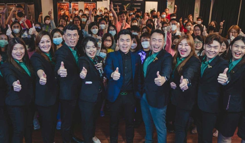 VKids Trend's Group Photo 2